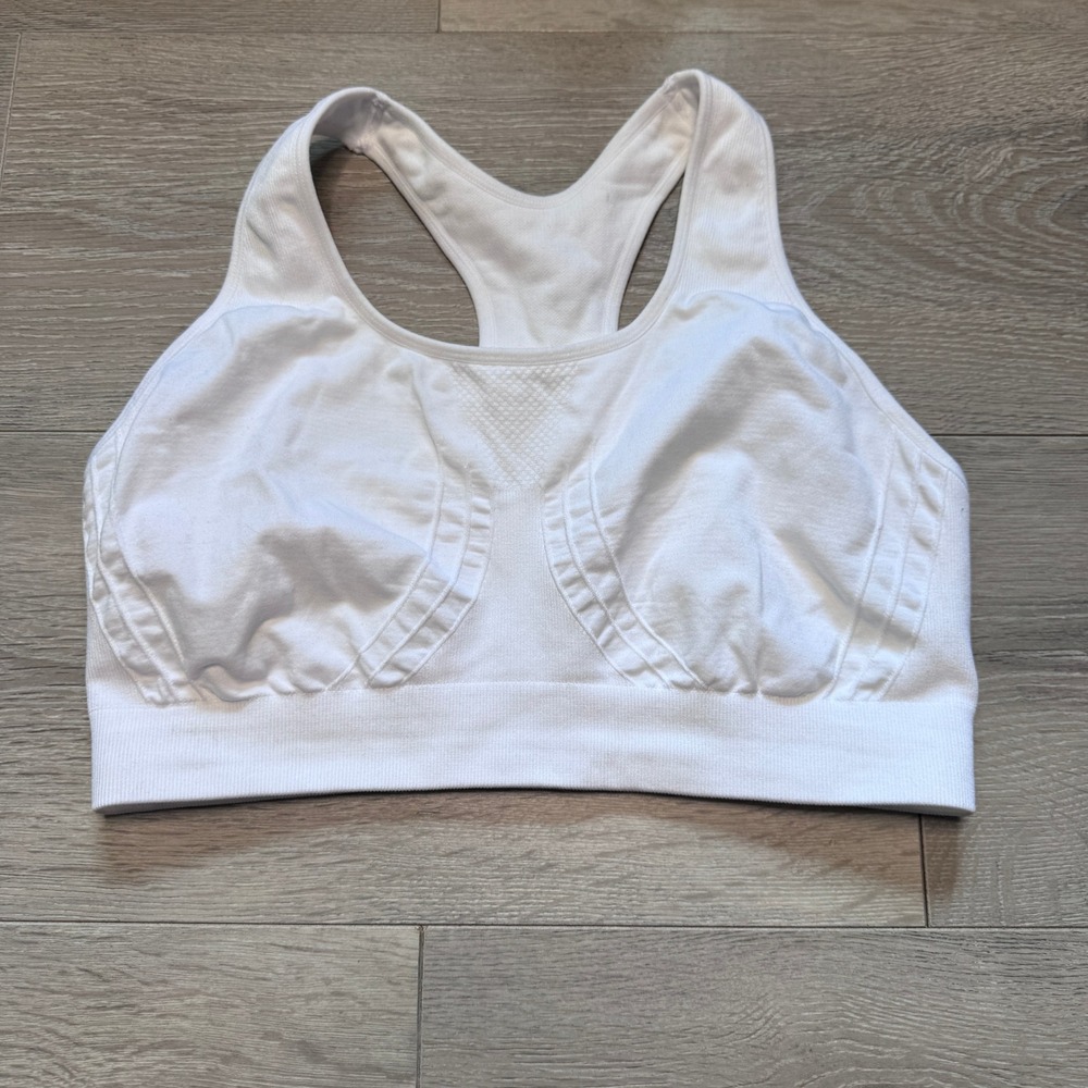 Truekind Daily Comfort Seamless Wireless Shaper Bra White Racerback Large L